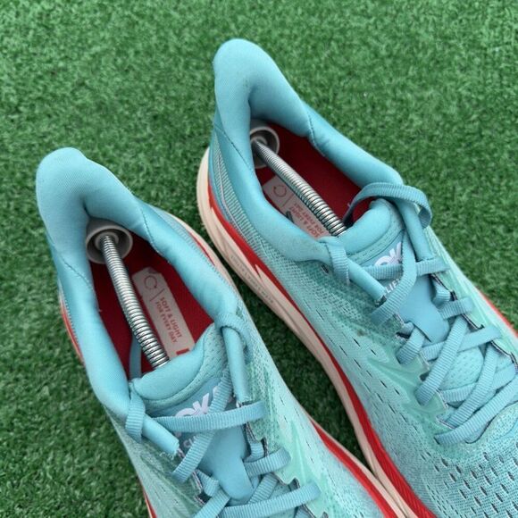 HOKA ONE ONE CLIFTON 8 - Women’s Running Shoes - SIZE 9B - Picture 5 of 9